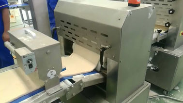 آلة صنع البيتزا الأوتوماتيكية حسب الطلب ، معدات خط إنتاج البيتزا المزود