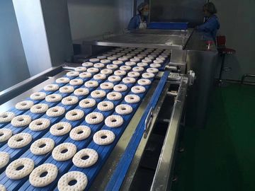 الصين دونات صنع المعدات ، آلة دونات الصناعية للخبز / الخميرة دونات مصنع